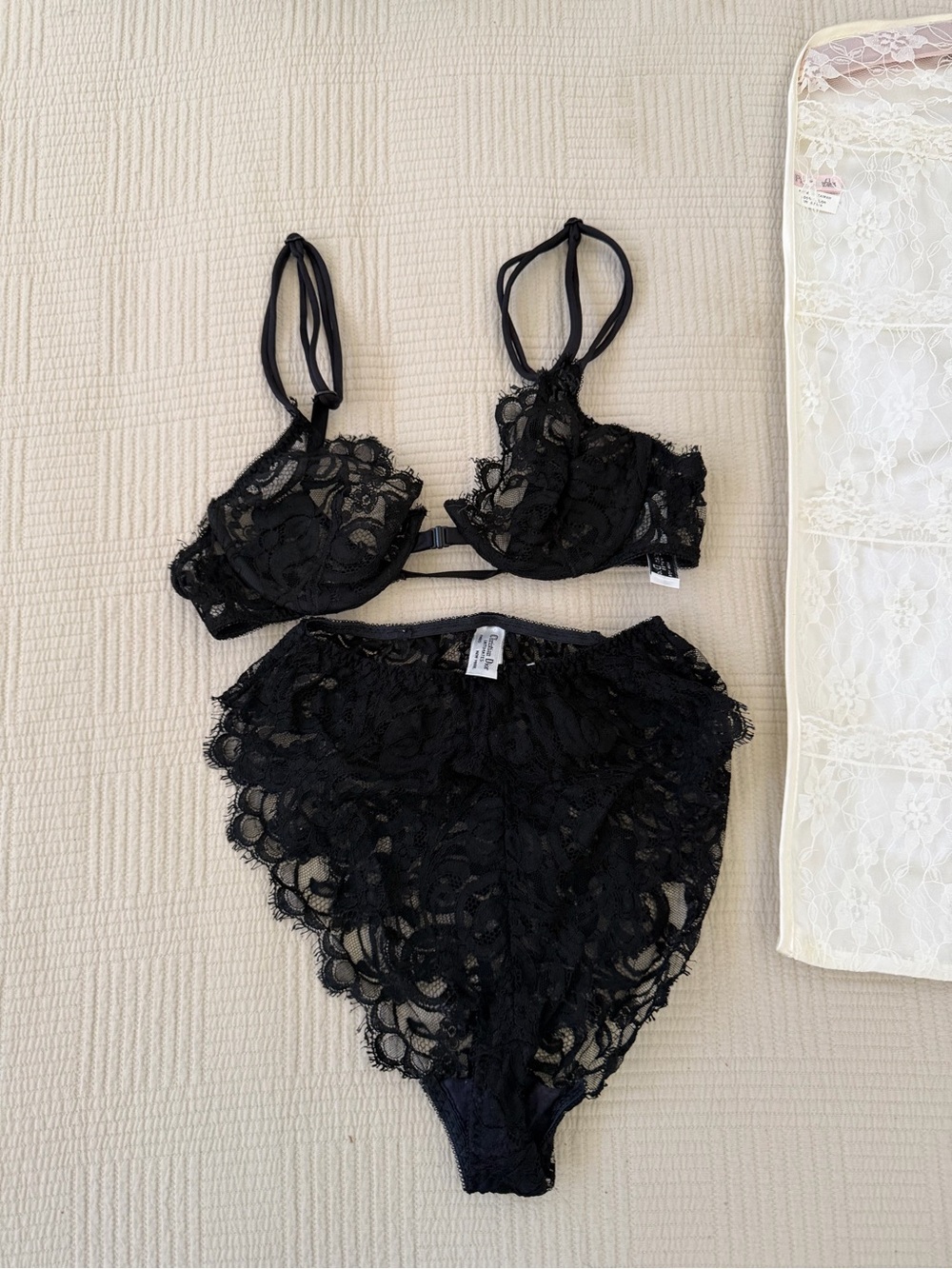 Dior Black Floral Lace Underwire Bra and High-Waist Brief Set